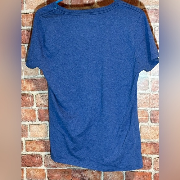 Women's Disney Store Alice in Wonderland Tshirt size XL - Picture 2 of 4